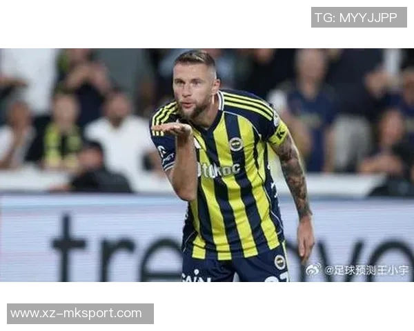 意大利俱乐部密切关注金玟哉冬窗转会可能性取决于球员现状 意大利俱乐部密切关注金玟哉冬窗转会可能性取决于球员现状